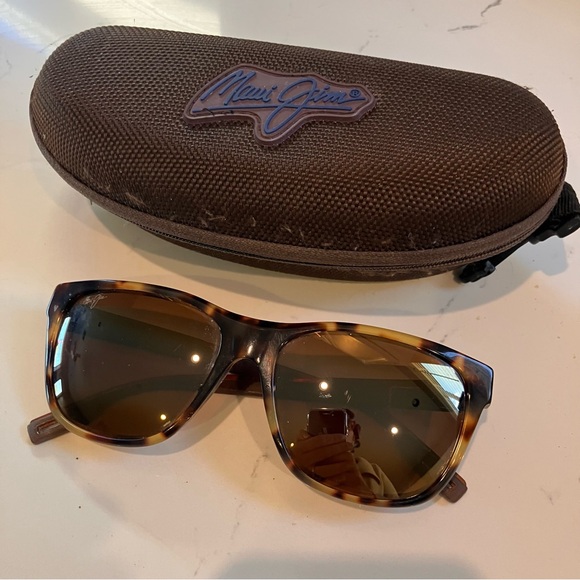 Maui Jim Accessories - Maui Jim Howzit Polarized Sunglasses Tortoise/Bronze Glass 734-10L with Case
